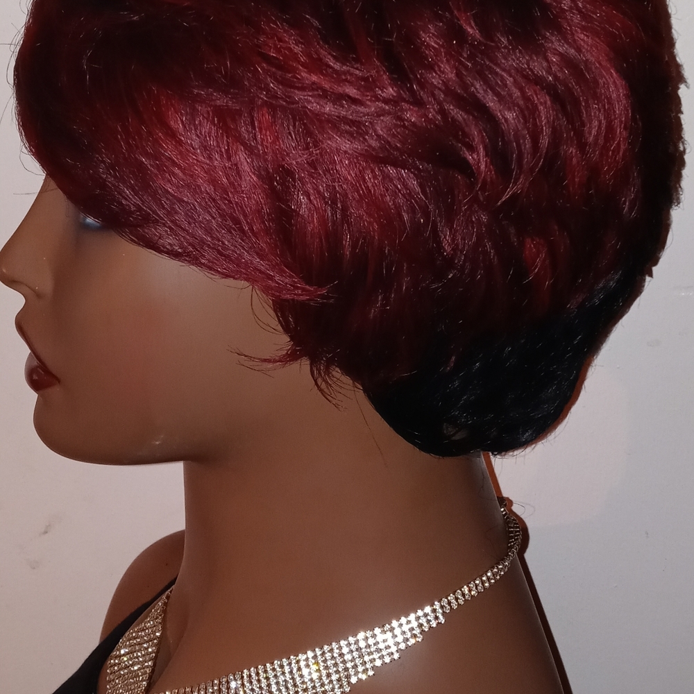 Short pixie cut wig - Picture 4 of 7